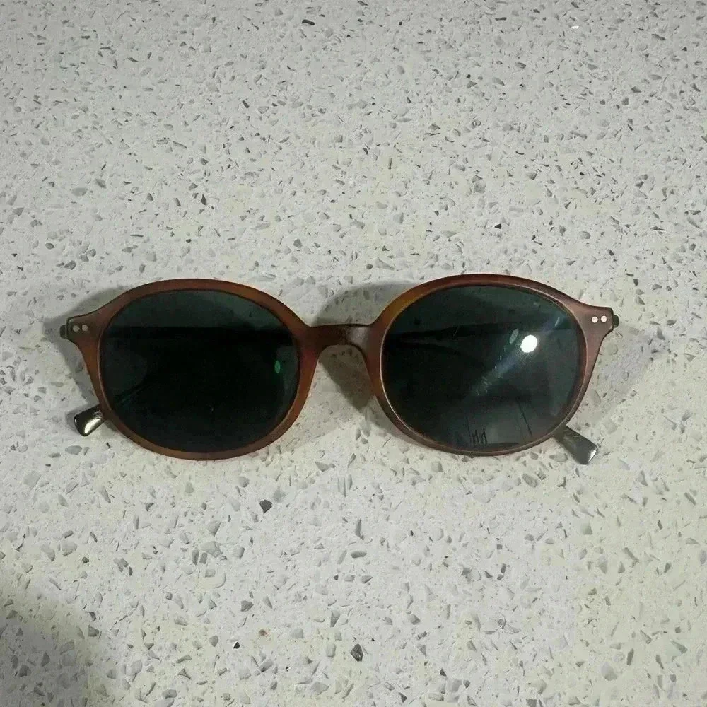 Giorgio Armani good preowned